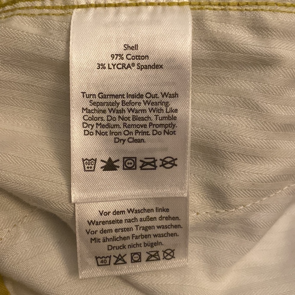 Eddie Bauer Legend Wash Slightly Curvy Shorts - Mustard Yellow - Size 12 - Picture 6 of 6